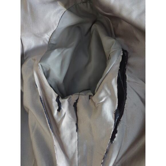 Wilsons Leather Black Tailored Button Up Leather Jacket Women Size L Lining flaw - Picture 9 of 12